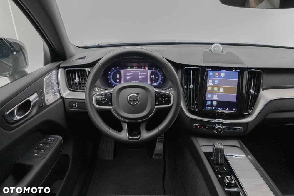 Volvo XC 60 B4 D AWD Ultimate Dark - 25