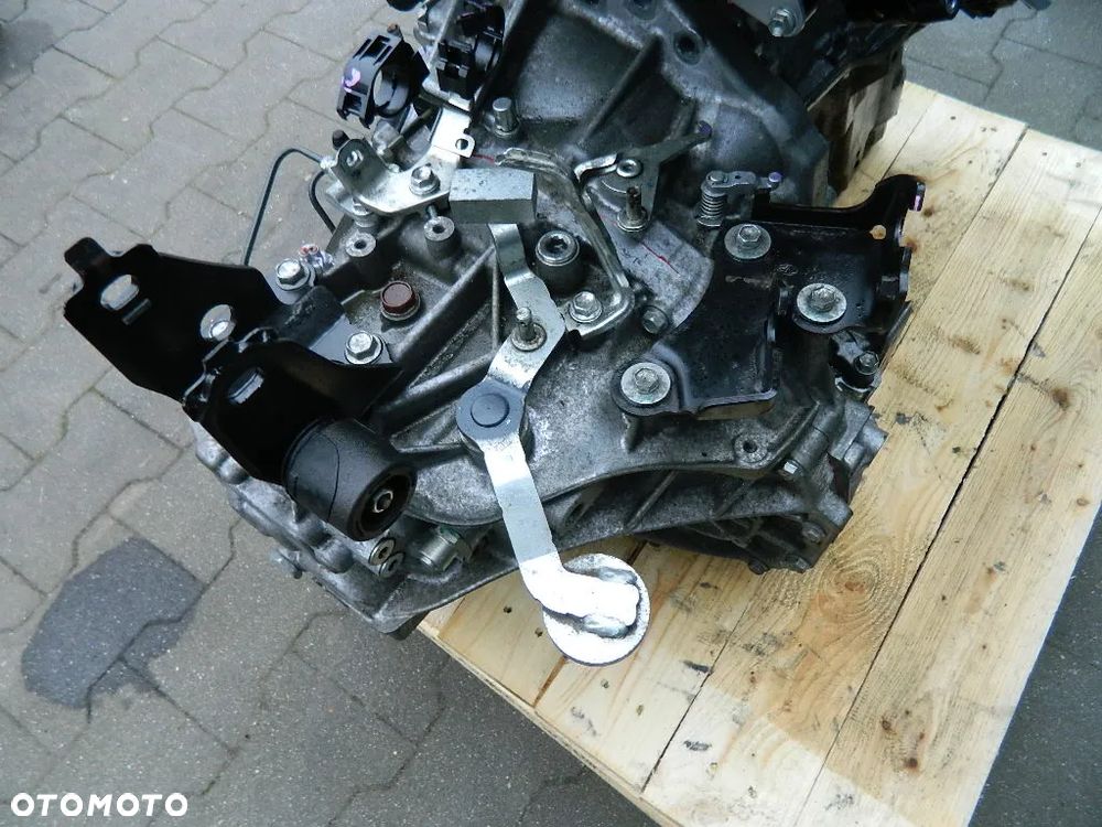 SKRZYNIA BIEGÓW 1NR-FE DUAL VVTI TOYOTA YARIS - 2