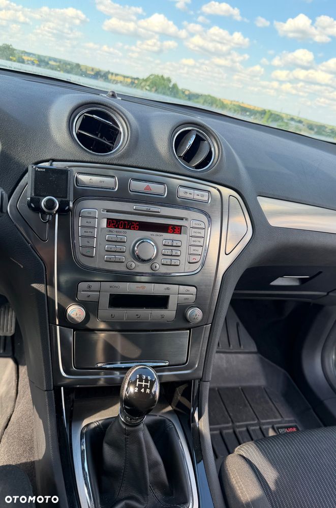 Ford Mondeo 2.0 Titanium - 9
