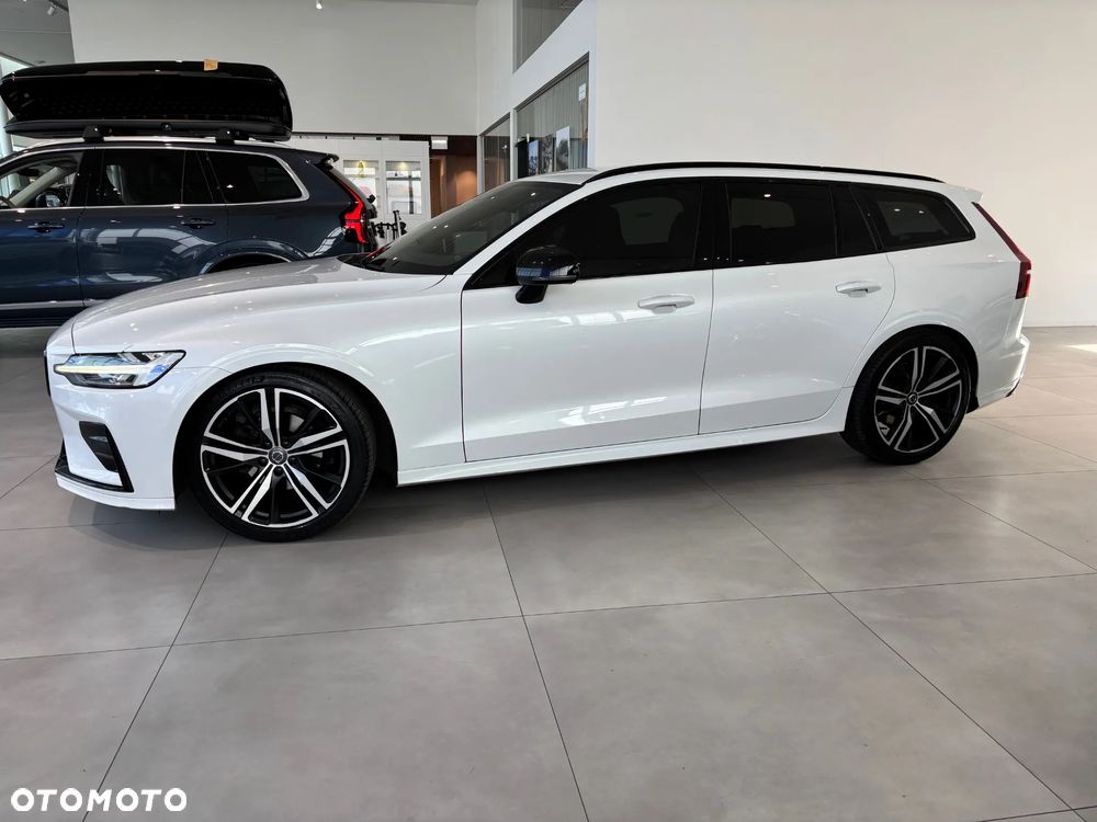 Volvo V60 D4 R-Design - 13