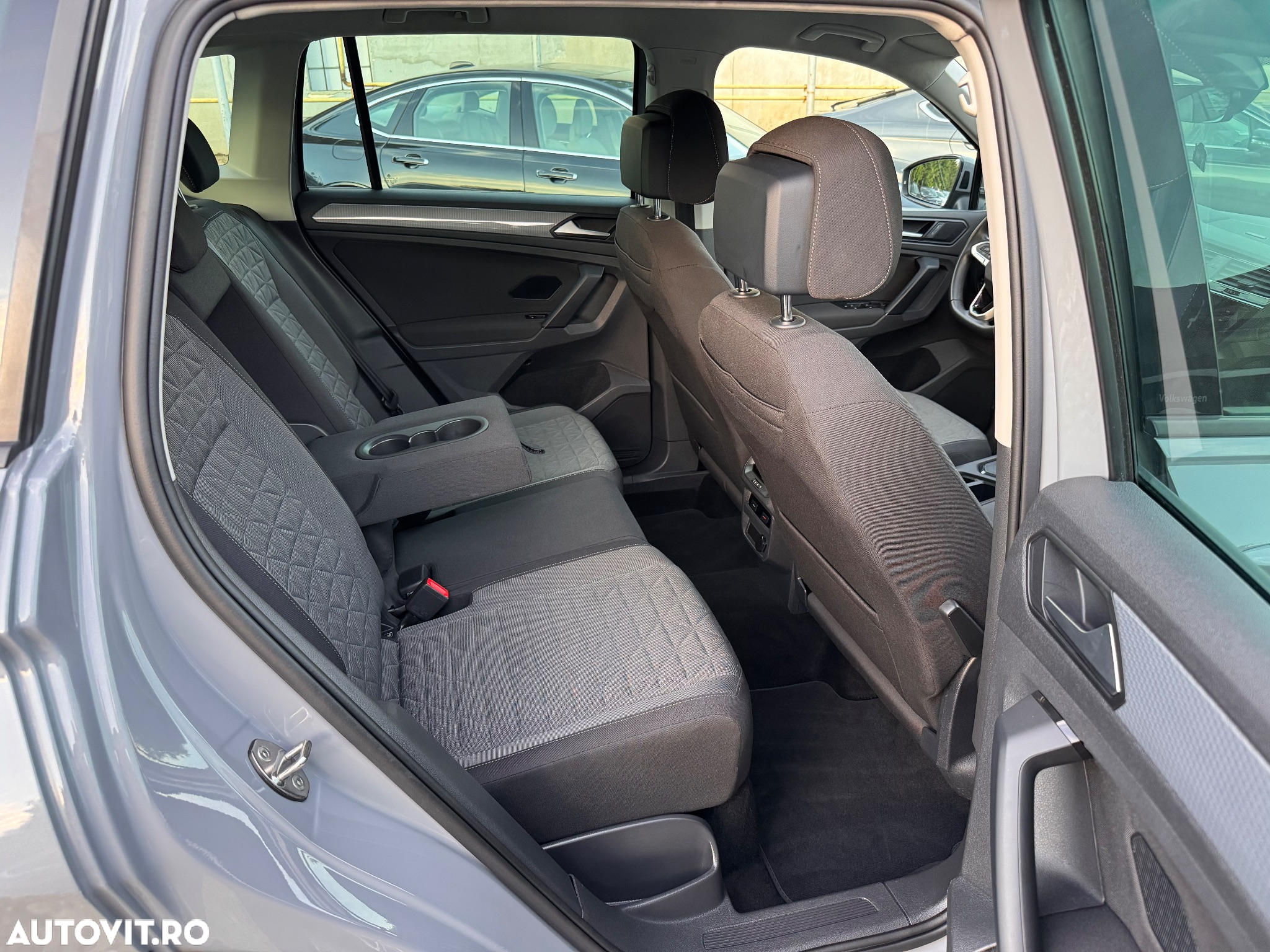 Volkswagen Tiguan 2.0 TDI SCR DSG R-Line - 22