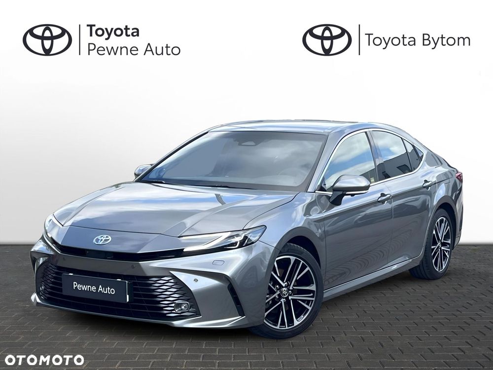Toyota Camry - 1