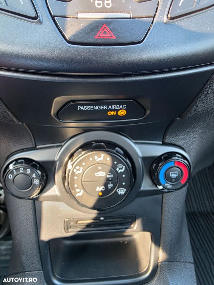Ford Fiesta 1.5 TDCi Trend - 12