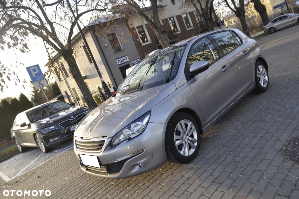 Peugeot 308 125 THP Allure - 5
