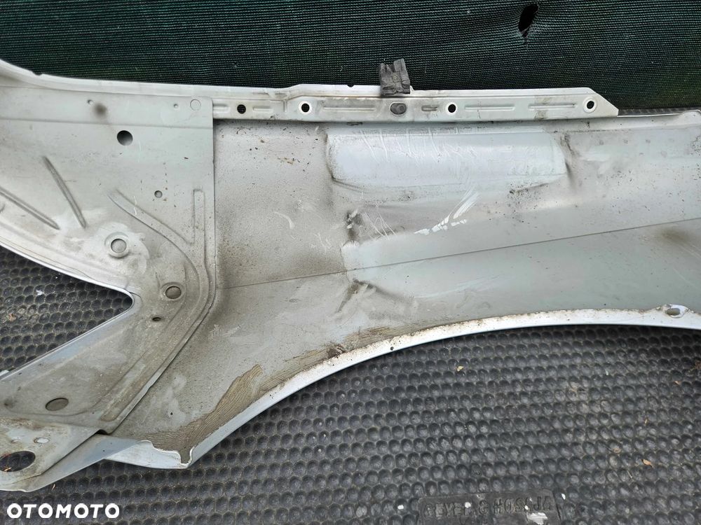 Błotnik Prawy Przod Przedni Srebrny Nadkole LY7W Audi A6 C6 Przed Lift - 37