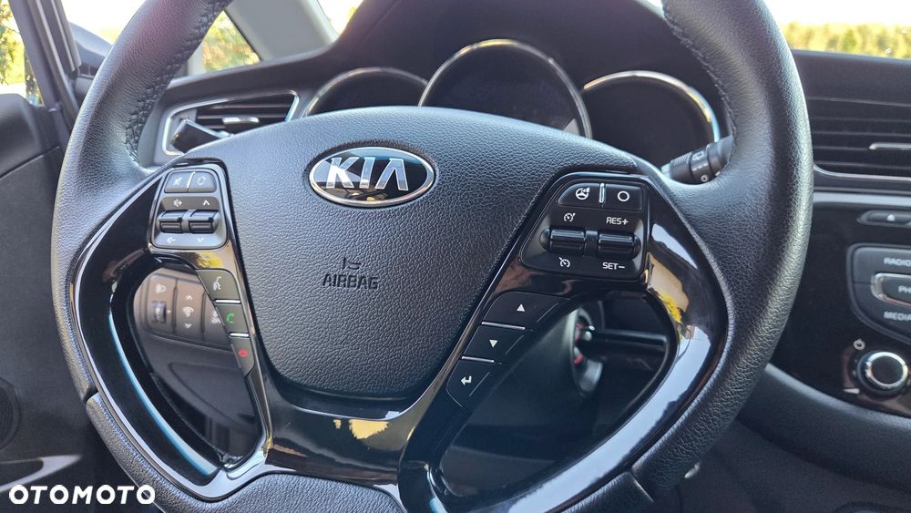 Kia Ceed 1.6 CRDi 128 Platinum Edition - 17
