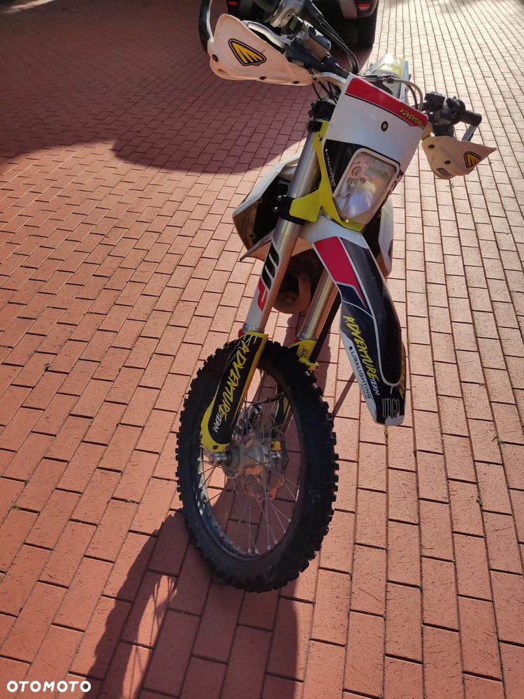 Husqvarna FE - 9
