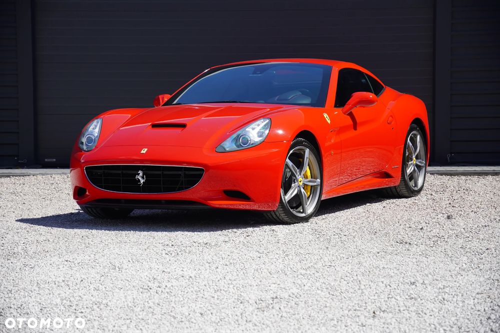 Ferrari California - 1