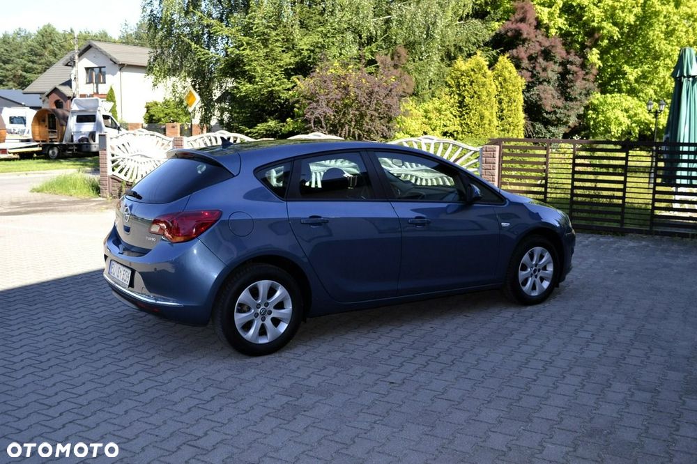 Opel Astra 1.4 Turbo Exklusiv - 13
