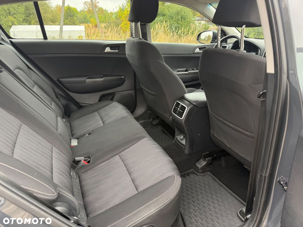 Kia Sportage 1.6 GDI L Business Line 2WD - 8