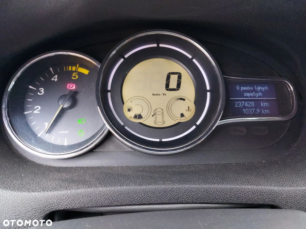 Renault Megane 1.9 dCi Dynamique - 28