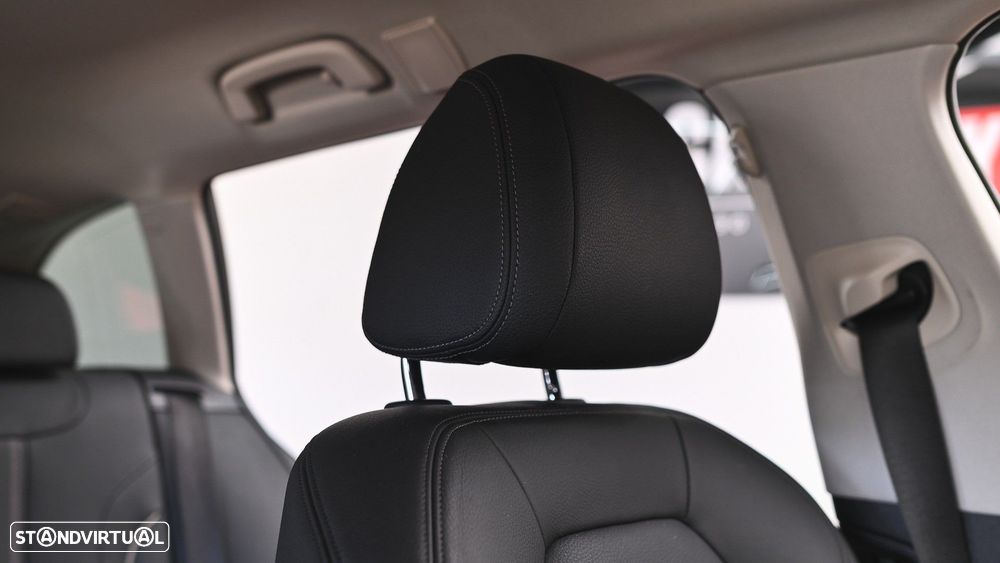 BMW 520 d Pack Desportivo M Auto - 42
