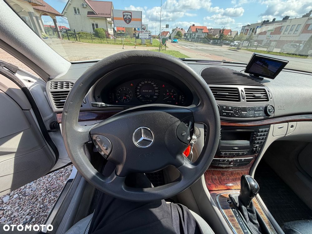 Mercedes-Benz Specjalny pogrzebowy - 10