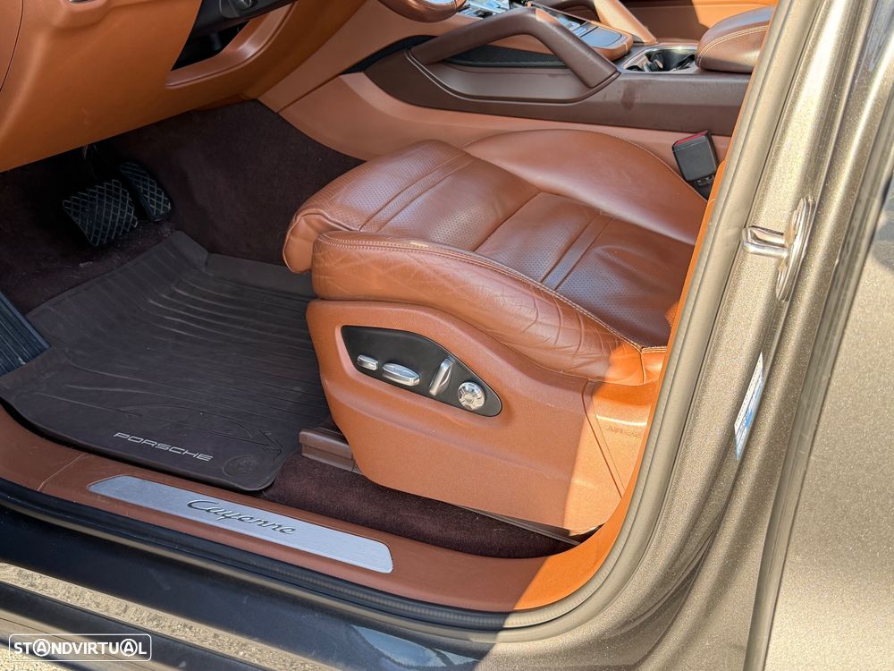 Porsche Cayenne E-Hybrid Tiptronic S - 13