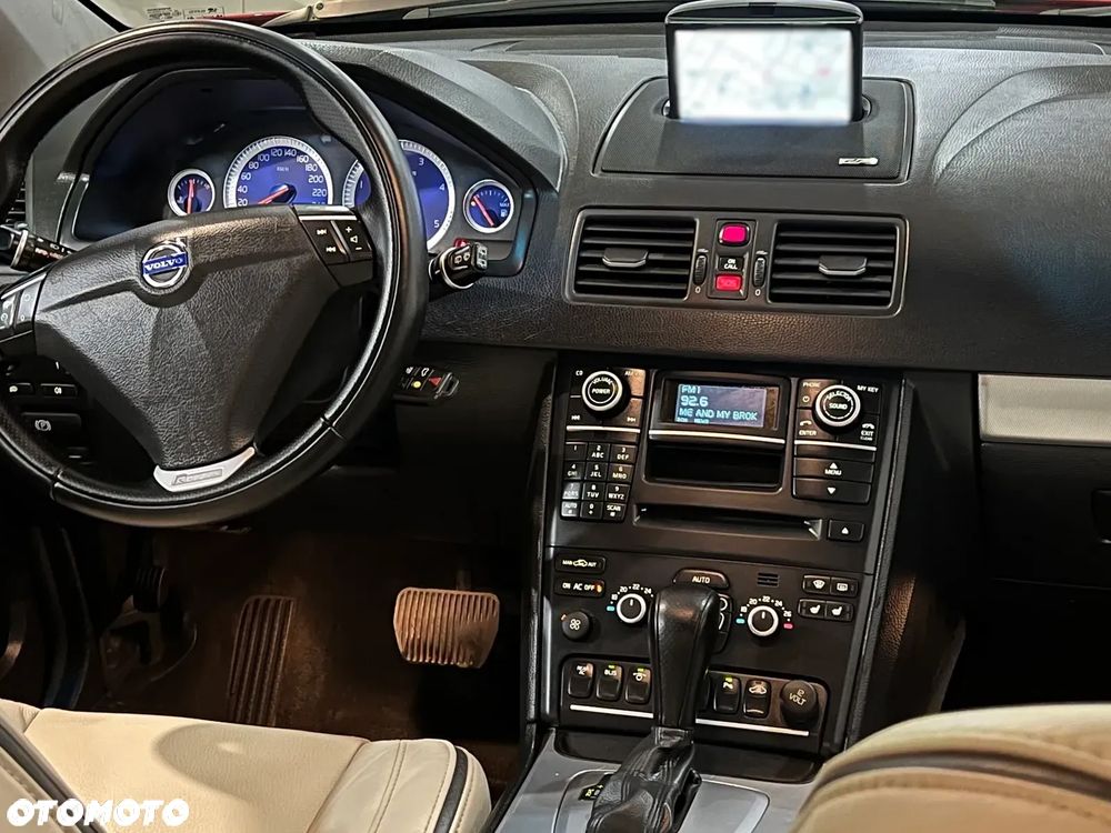 Volvo XC 90 D5 AWD R-Design - 8
