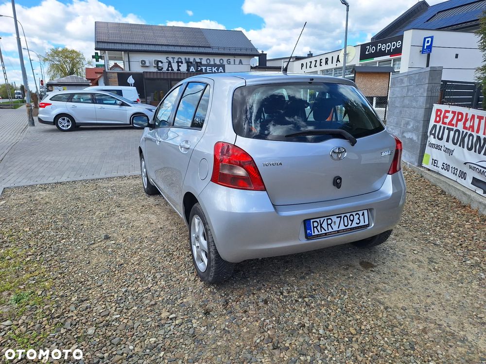 Toyota Yaris 1.0 VVT-i Style - 16