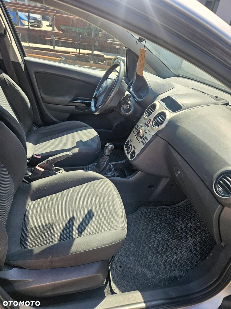 Opel Corsa - 5