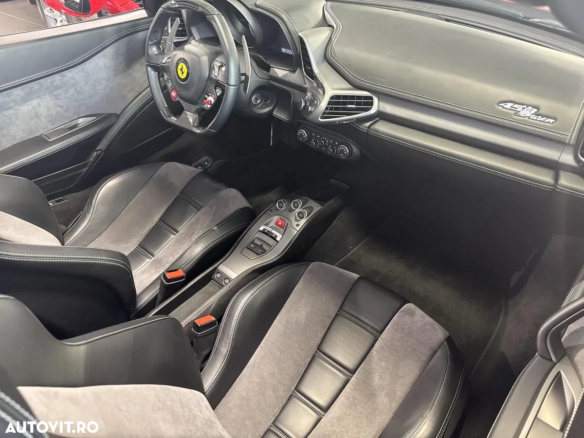 Ferrari 458 Italia - 15