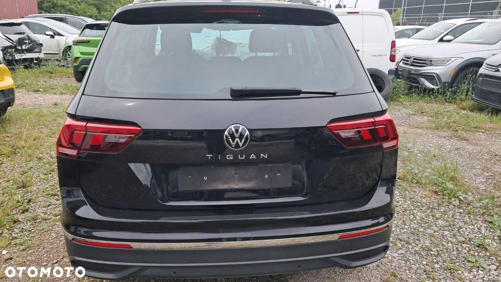 Volkswagen Tiguan - 10