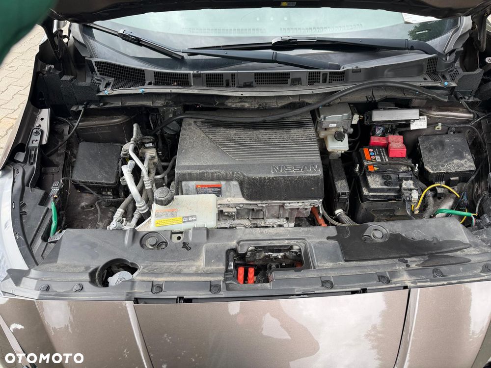 Nissan Leaf - 6