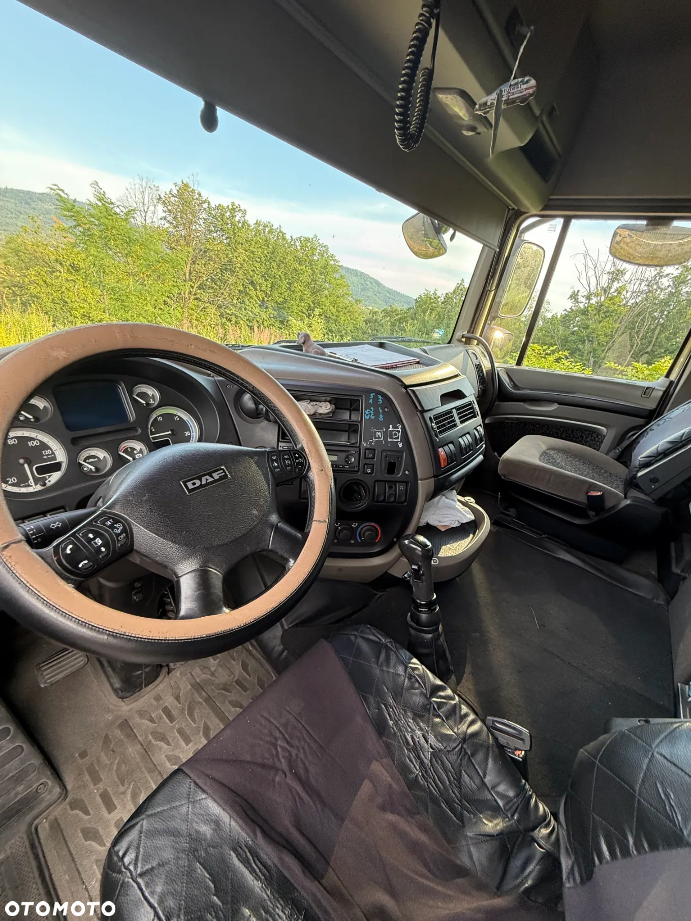 DAF FAR XF - 12