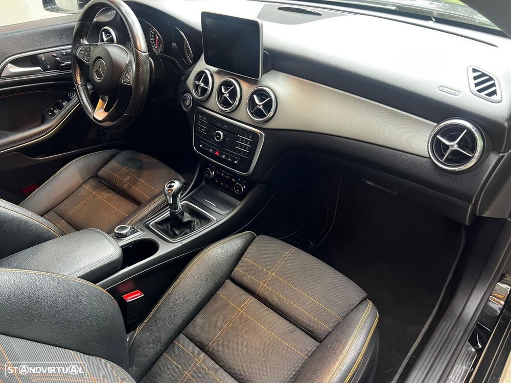 Mercedes-Benz CLA 180 d Shooting Brake - 15