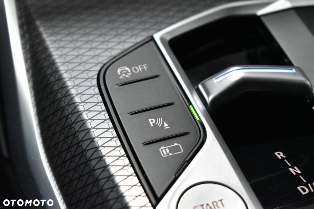 BMW Seria 3 - 21