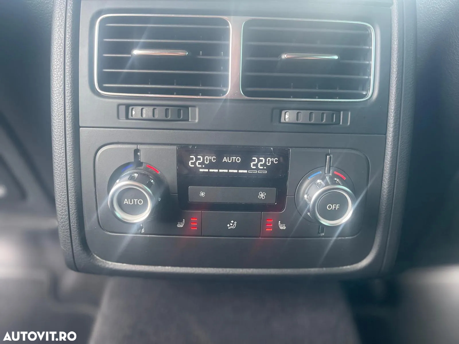 Volkswagen Touareg - 11