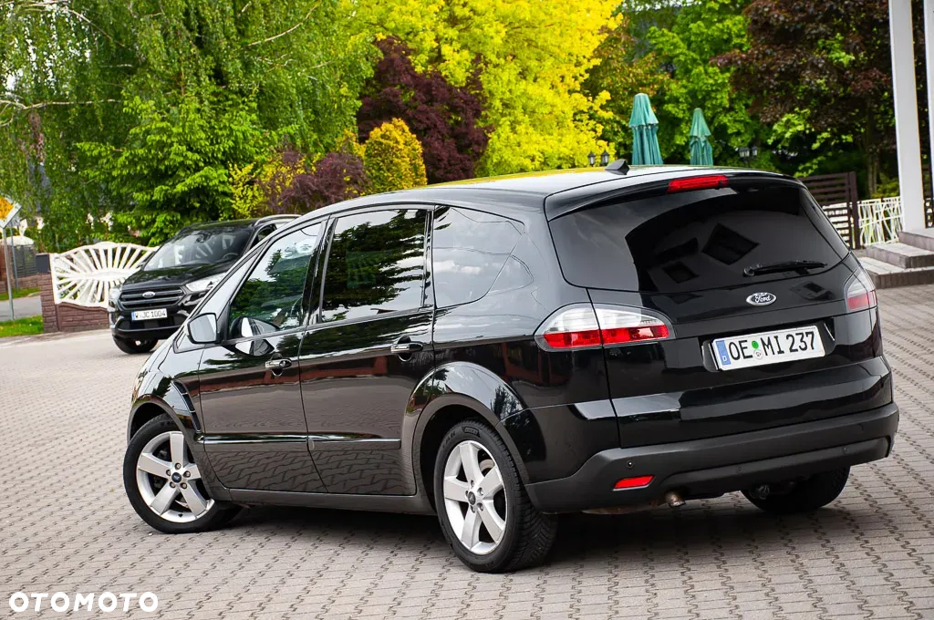 Ford S-Max 2.0 TDCi DPF Titanium - 16