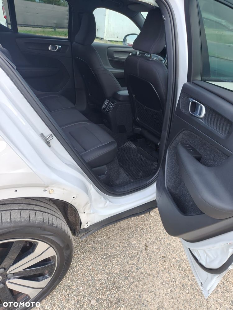 Volvo XC 40 Recharge 69 kWh Single Motor Core - 18