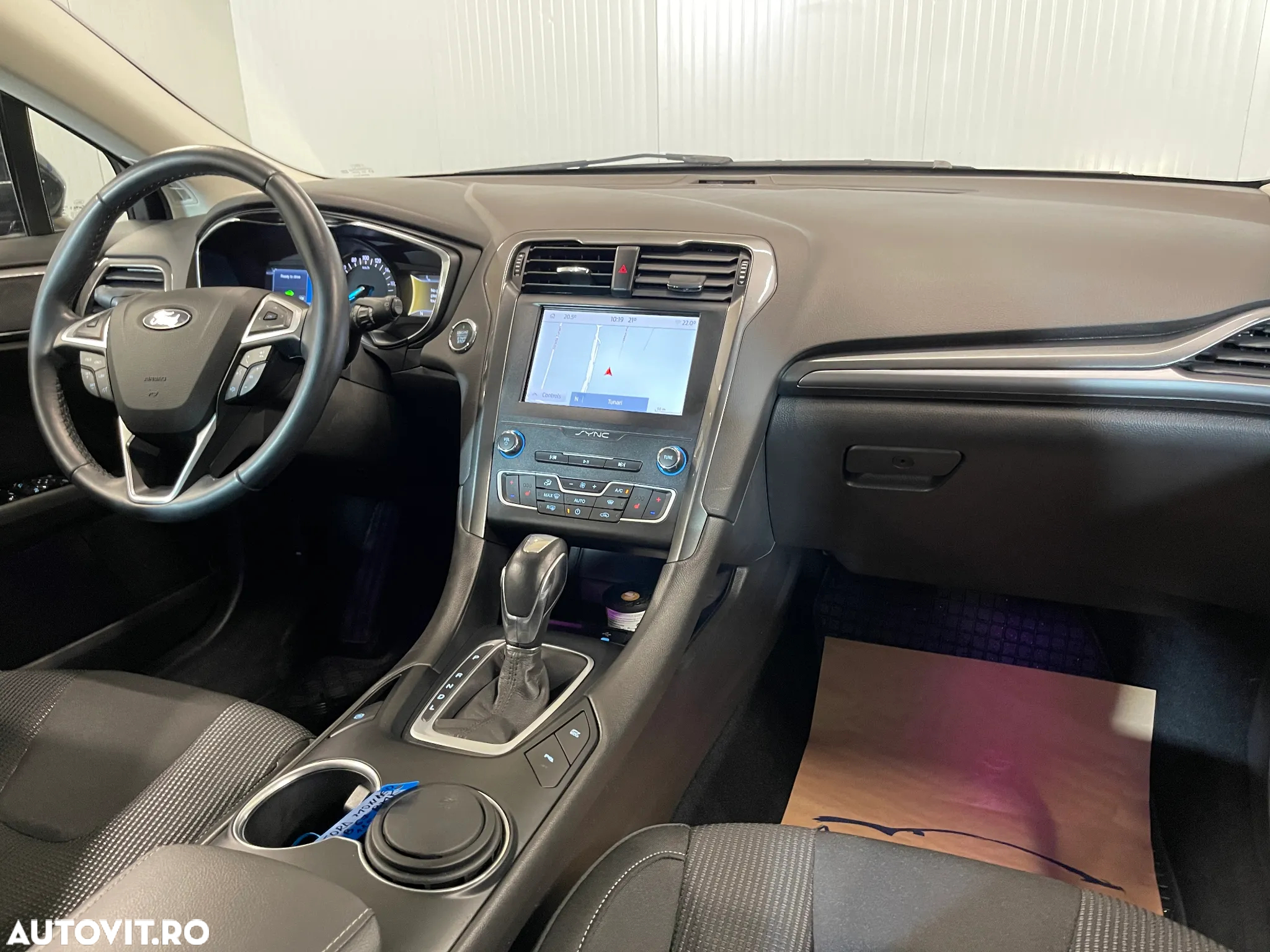 Ford Mondeo 2.0 HEV Titanium - 8