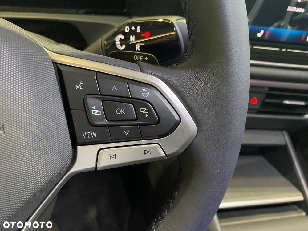 Volkswagen Tiguan - 12