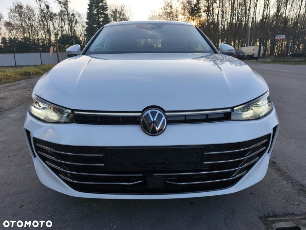 Volkswagen Passat 2.0 TDI SCR DSG Elegance - 4