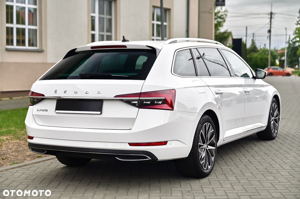 Skoda Superb 2.0 TDI L&K - 11