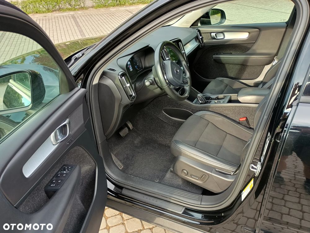 Volvo XC 40 T4 Geartronic Momentum - 35