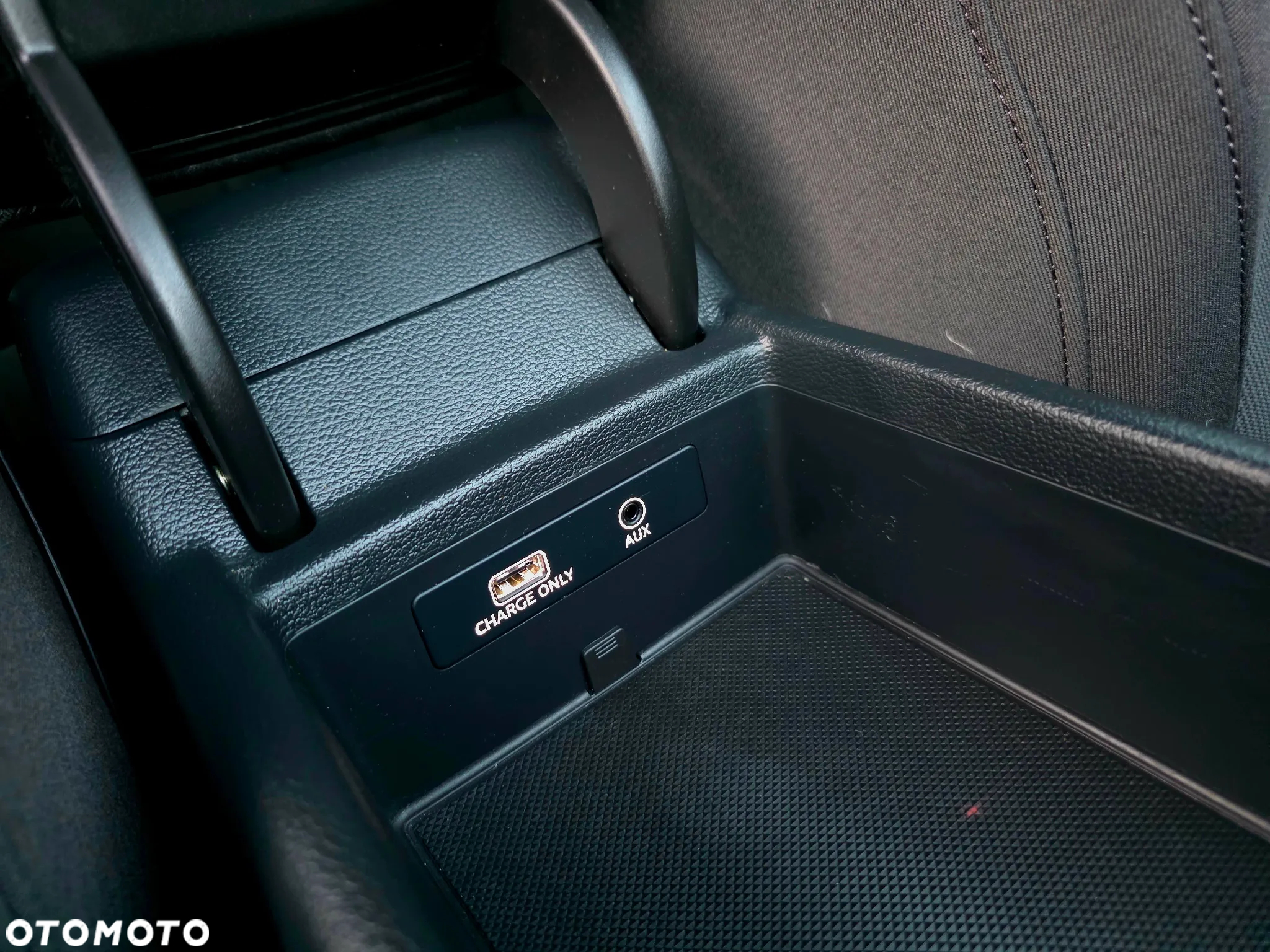 Audi A4 Avant 2.0 TDI Quattro S tronic - 23