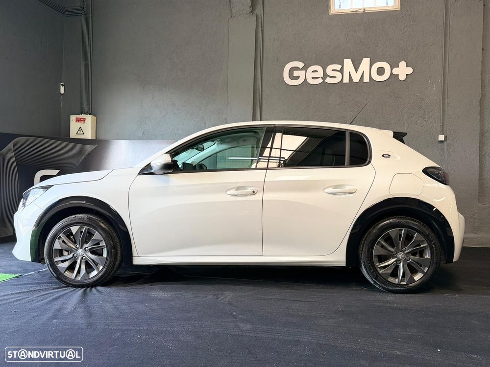 Peugeot e-208 50 kWh Allure - 3
