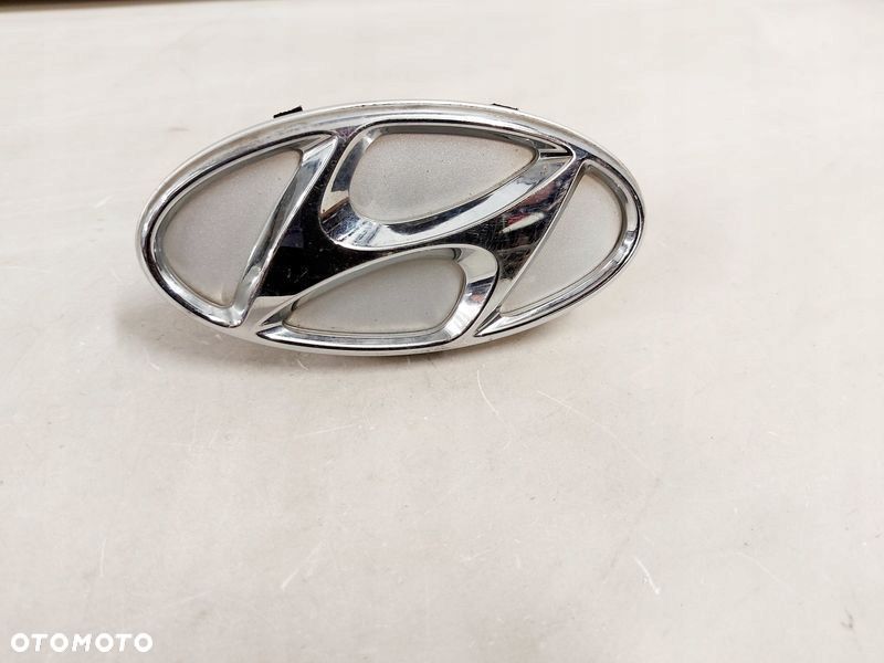 hyundai i30 ii emblemat znaczek klapy 87311-a6000 - 1
