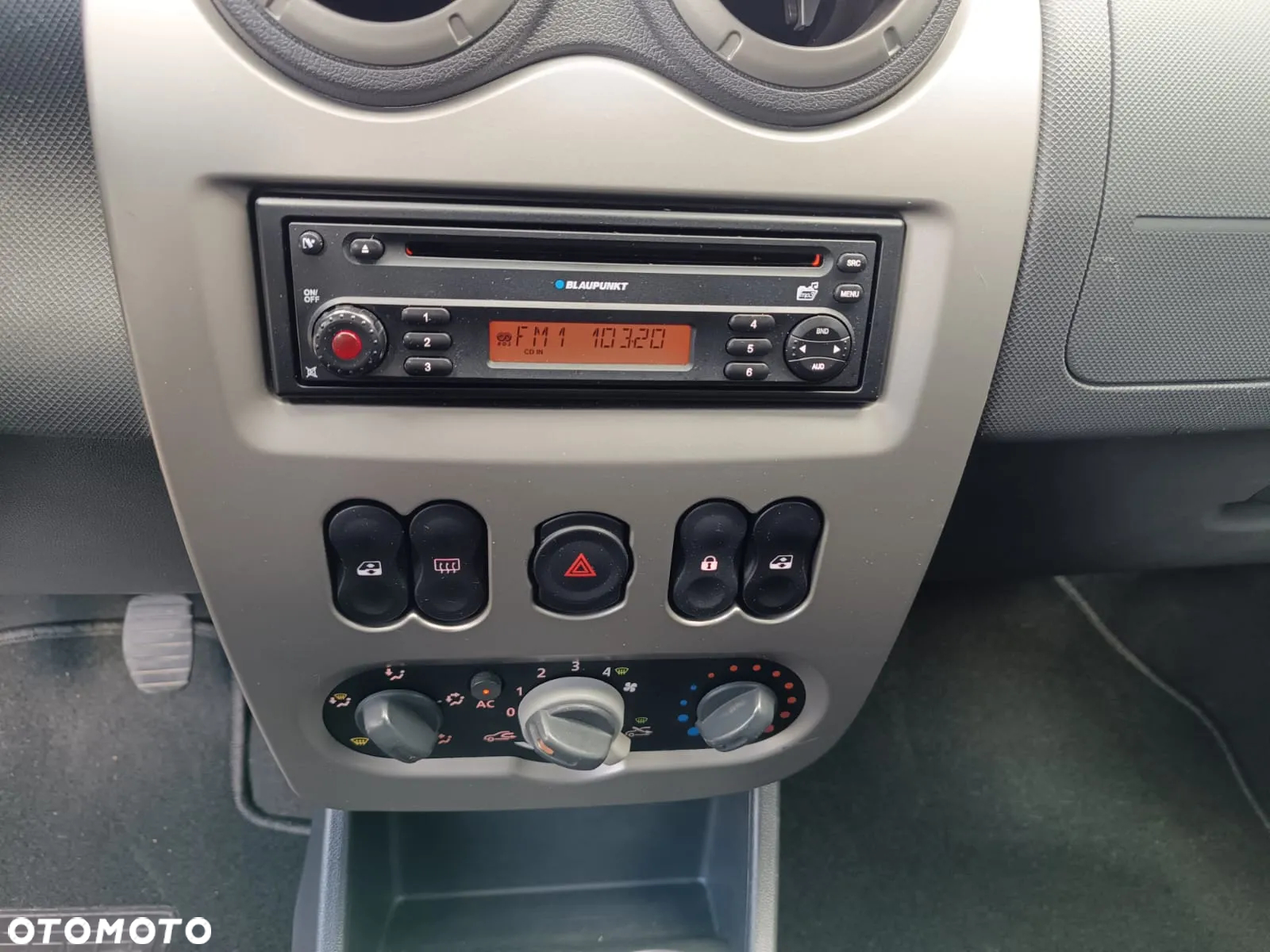 Dacia Sandero Stepway 1.6 - 20