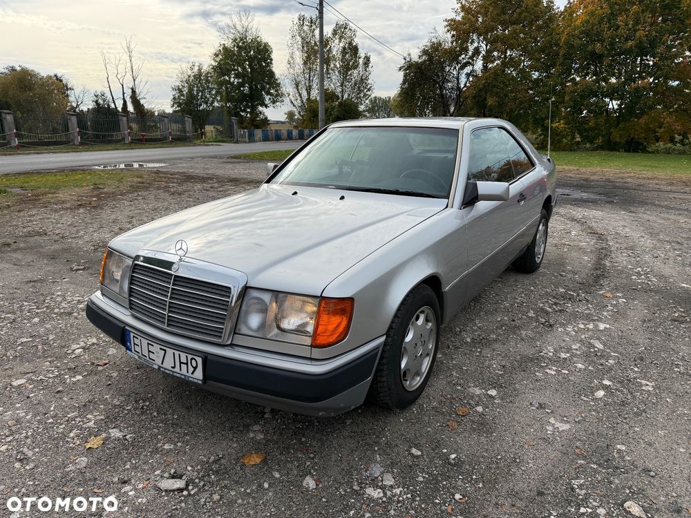 Mercedes-Benz W124