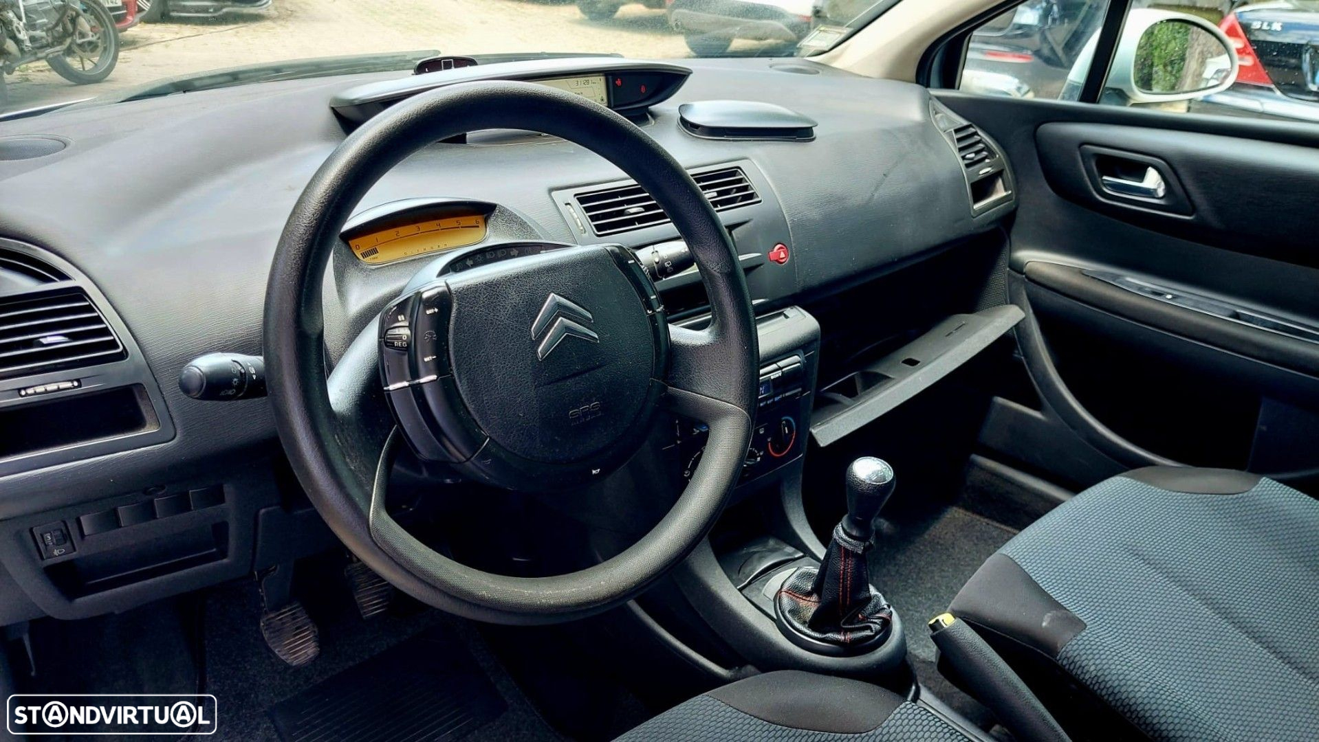 Citroën C4 Coupé 1.6 HDi X - 8