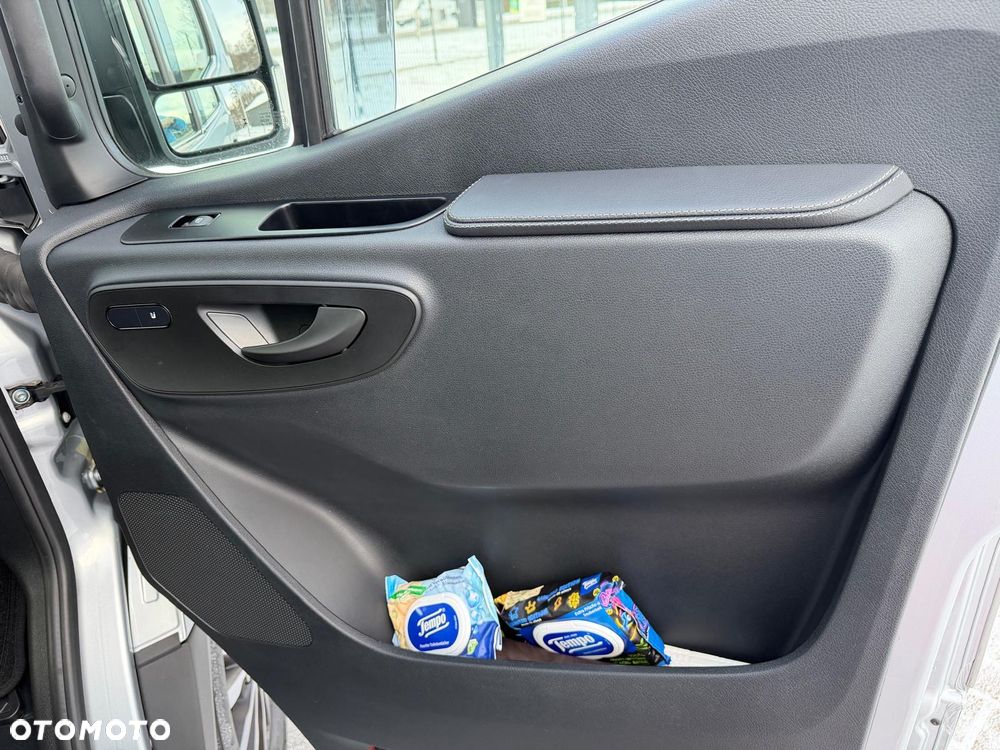 Mercedes-Benz Sprinter - 19