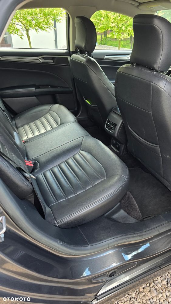 Ford Mondeo - 7