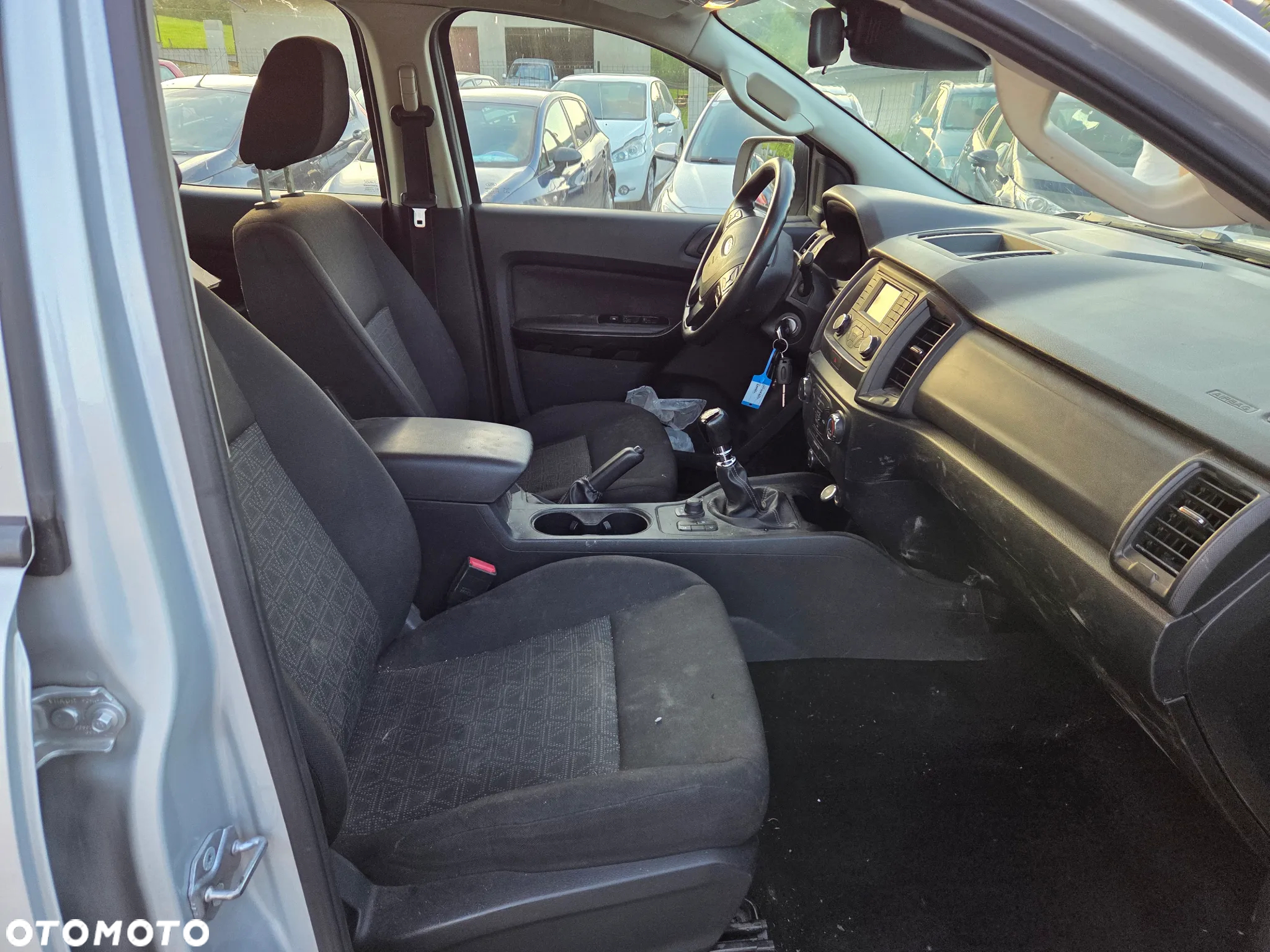 Ford Ranger - 10