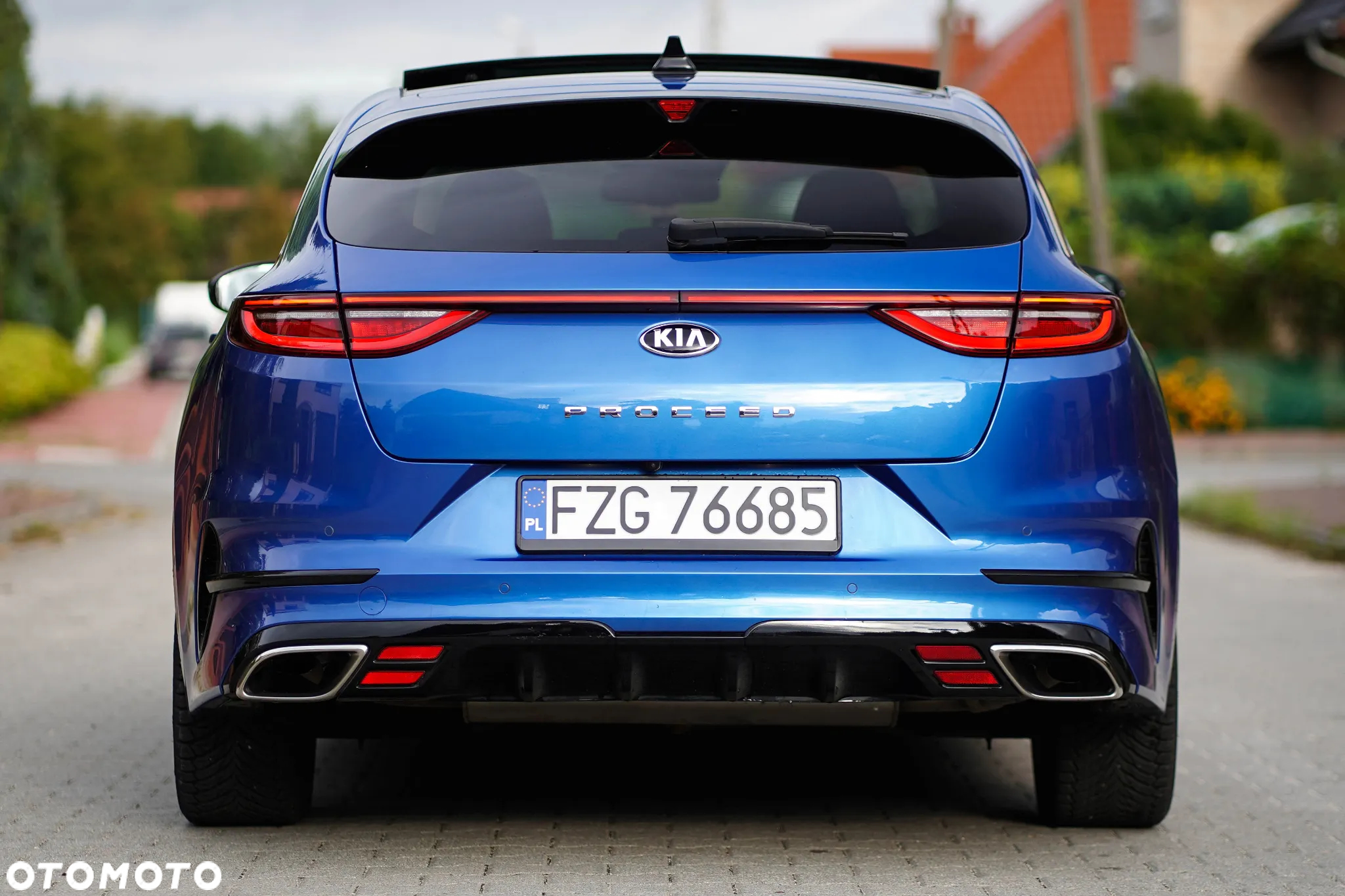 Kia ProCeed 1.6 T-GDI GT DCT - 14