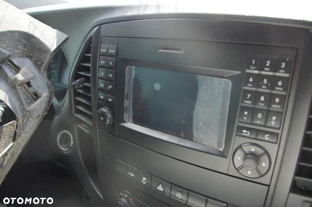 Auto na części - Mercedes Vito W447 116 CDI Lift 2.0 CDI 136 KM BlueTEC OM654 654920 725005 9147 2019R Silnik Skrzynia Drzwi Klapa Zderzak Lusterko Deska Kokpit Sterownik Moduł Czujnik Licznik Kierownica Wyświetlacz - 13