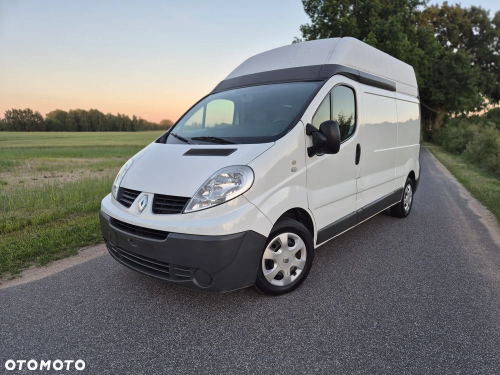 Renault Trafic - 1