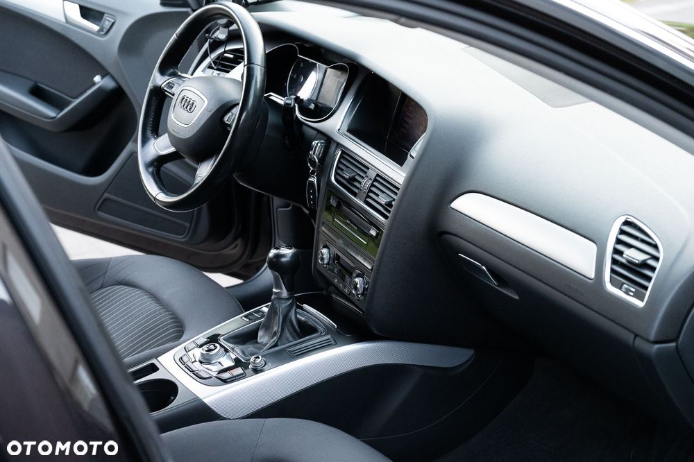 Audi A4 Avant 2.0 TDI 116g DPF Ambiente - 36