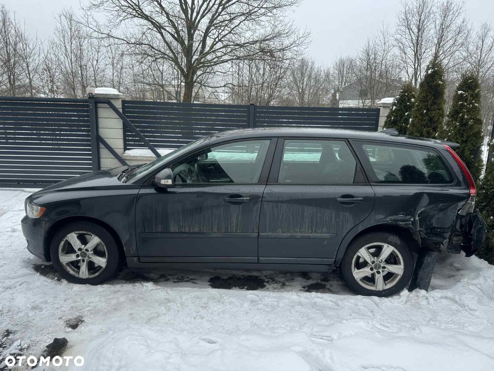 Volvo V50 - 4