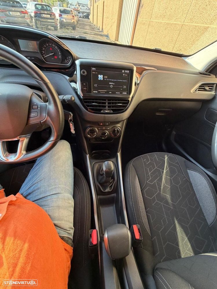 Peugeot 2008 1.6 BlueHDi Style - 5